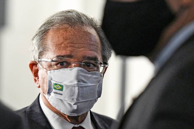 Arrecadação de março bate recorde e anima Paulo Guedes