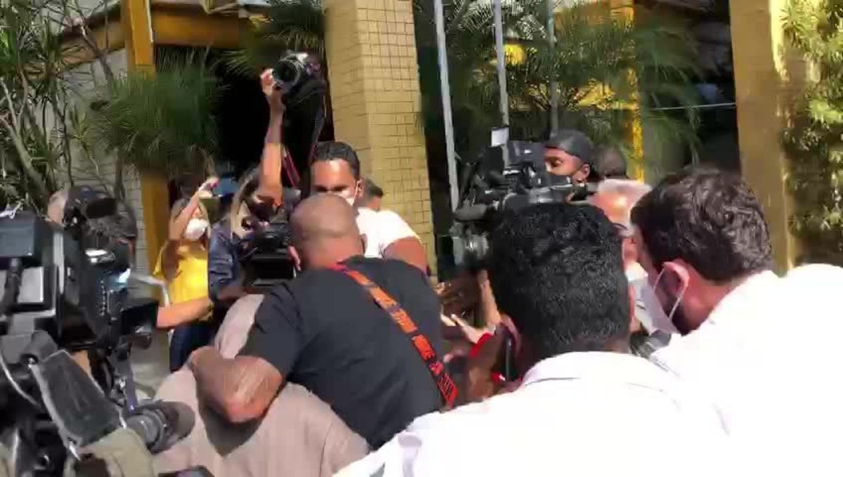 Empregada doméstica de Dr. Jairinho e Monique Medeiros chega para depor | Rio de Janeiro | G1