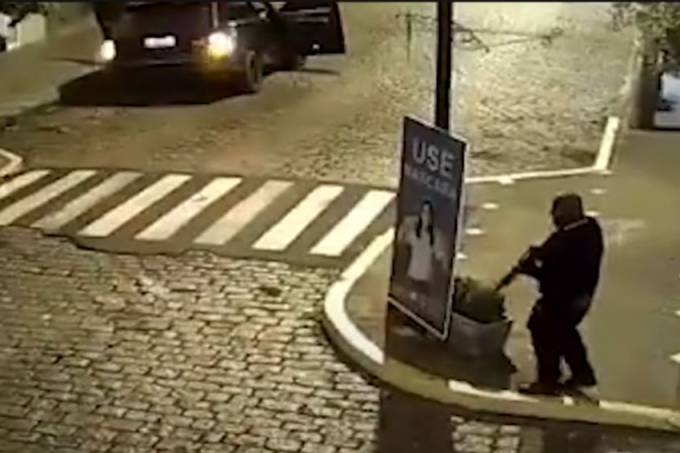 imagem07-04-2021-21-04-56