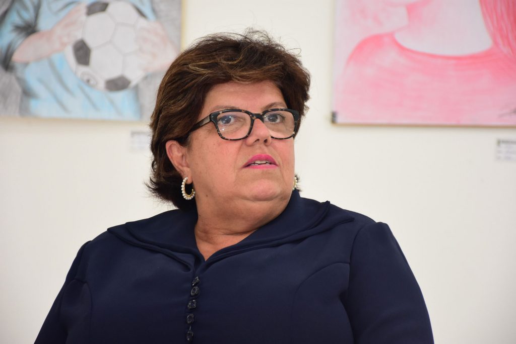 Personalidades: Folha entrevista secretária de Cultura, Tieza – Folha da Região