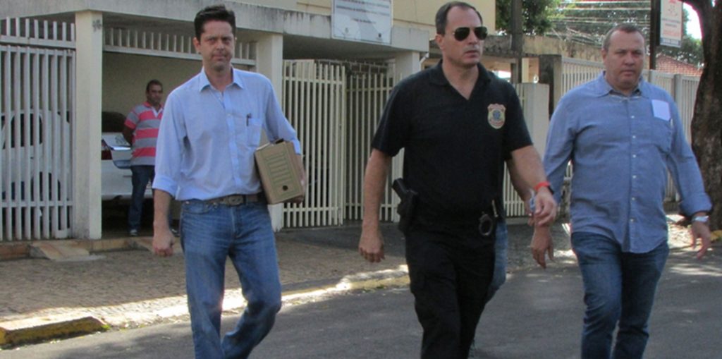 PF faz buscas na Prefeitura de Araçatuba em operação contra fraudes na merenda   Folha da Região